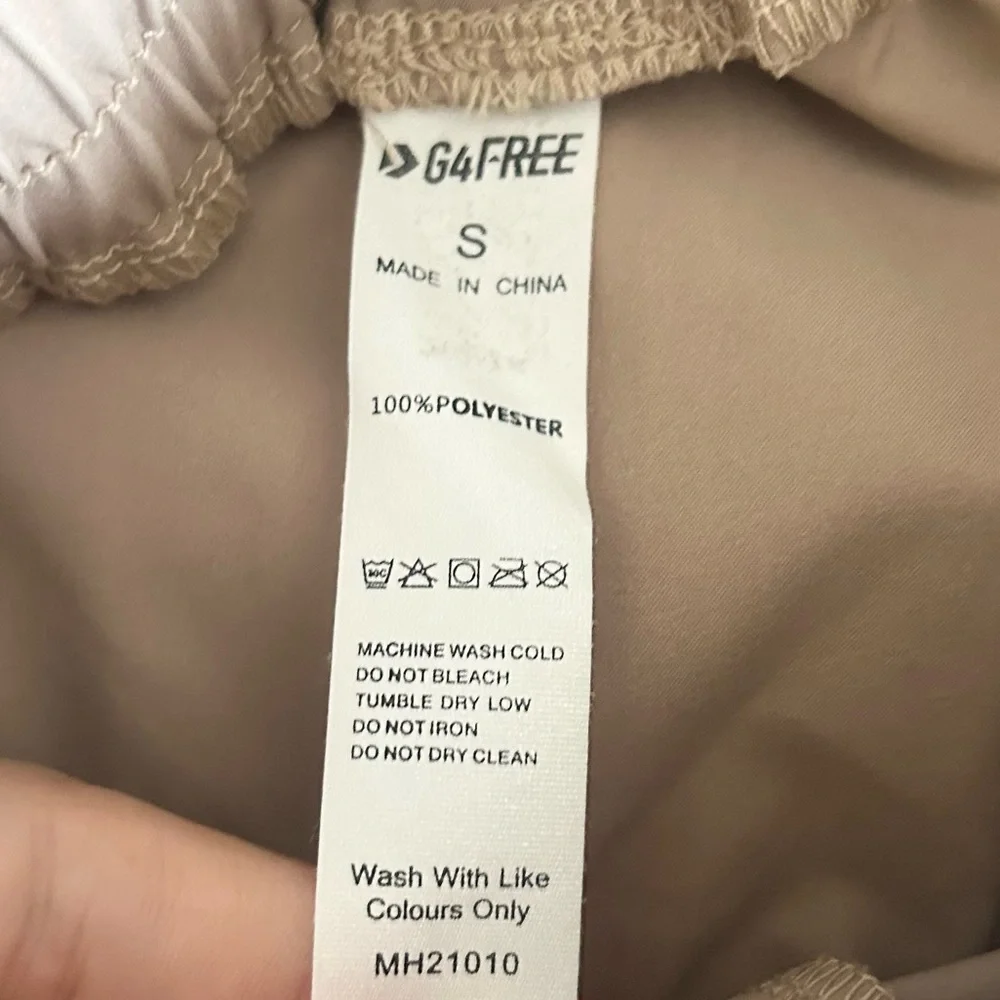 G4Free Women’s Small Tan Cargo Shorts Polyester Utility Outdoor
